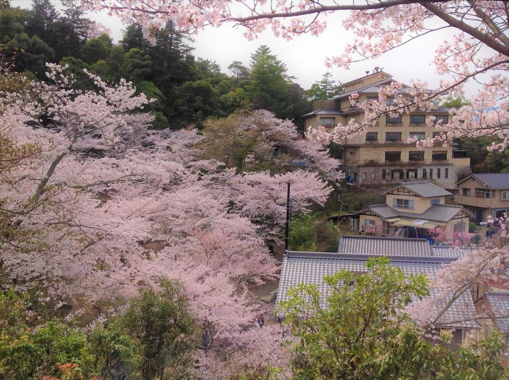 Jukeiso Hotell Hatsukaichi Eksteriør bilde