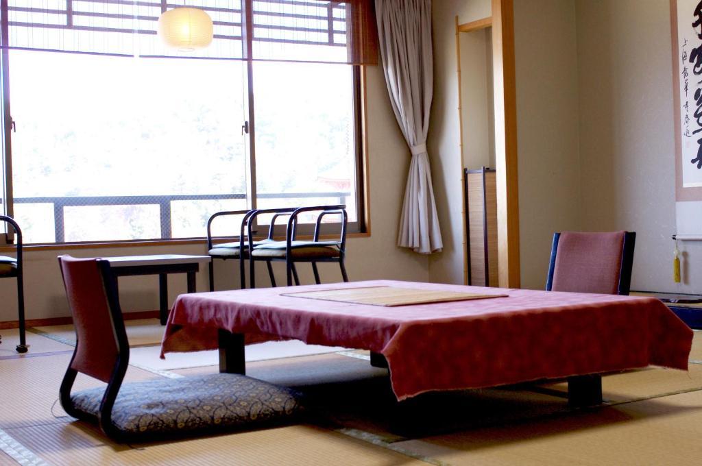 Jukeiso Hotell Hatsukaichi Eksteriør bilde