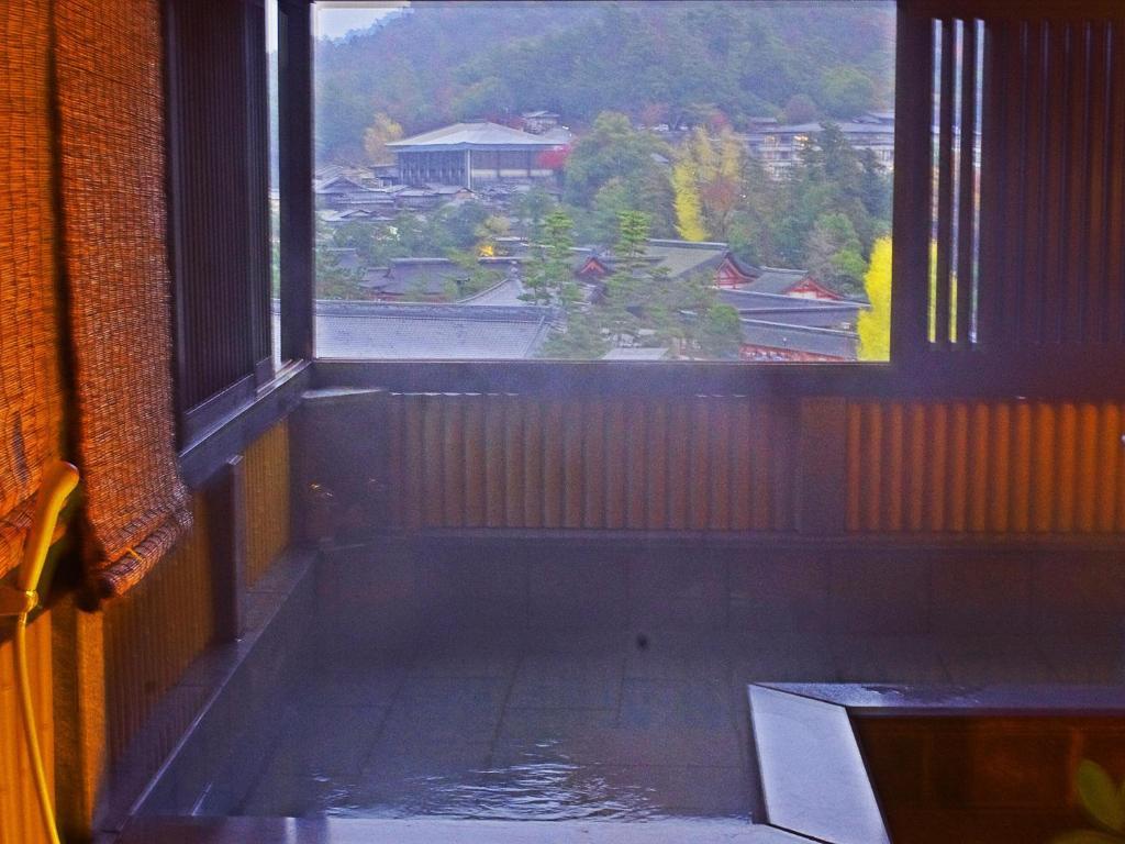 Jukeiso Hotell Hatsukaichi Eksteriør bilde